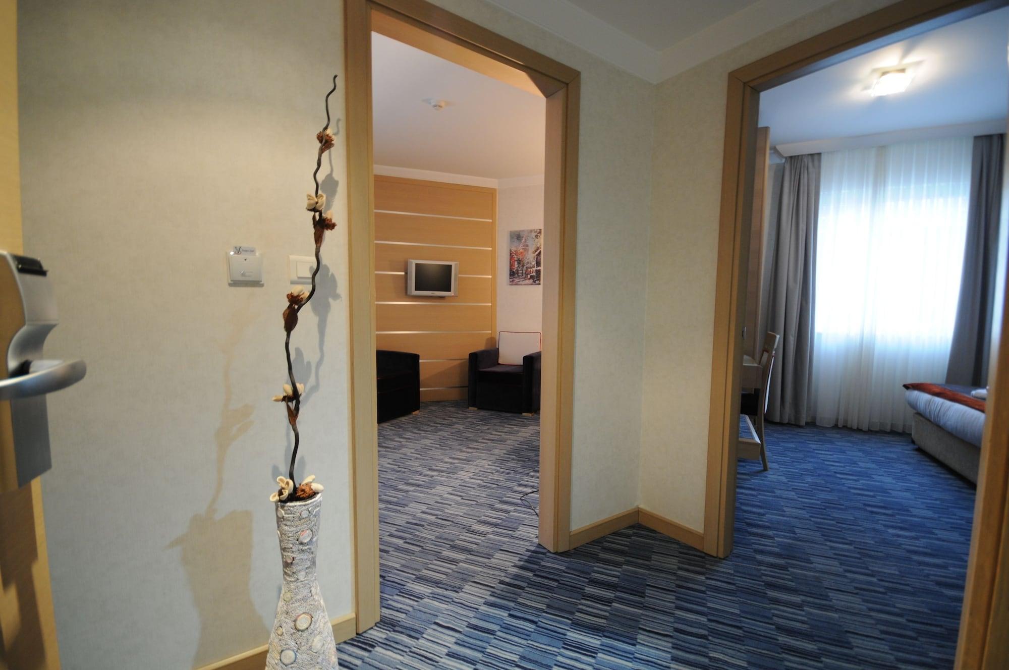 Sv Business Hotel Taksim อิสตันบูล ภายนอก รูปภาพ
