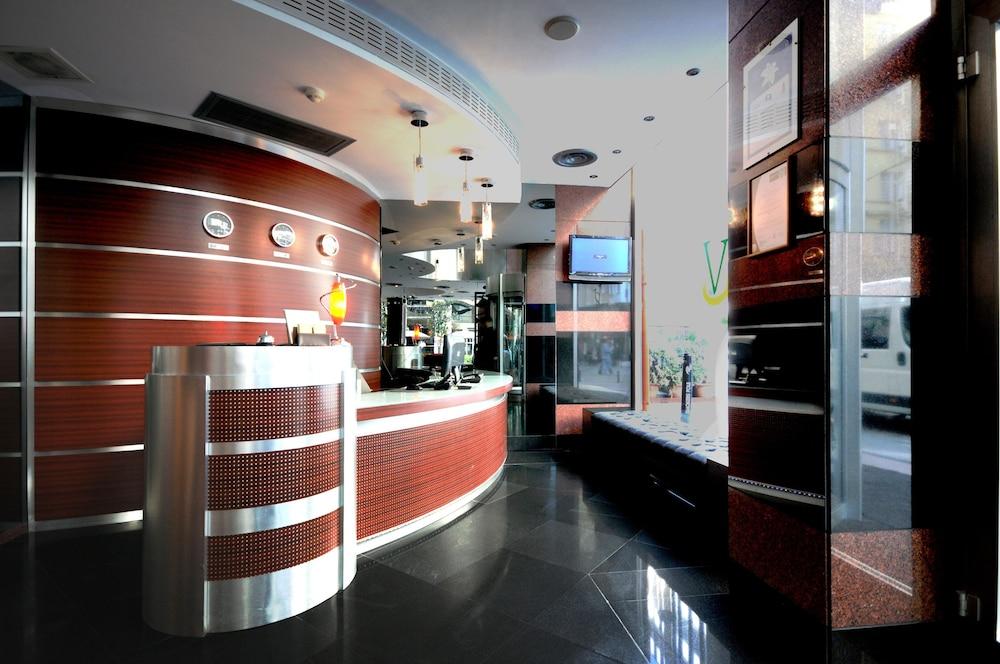 Sv Business Hotel Taksim อิสตันบูล ภายนอก รูปภาพ
